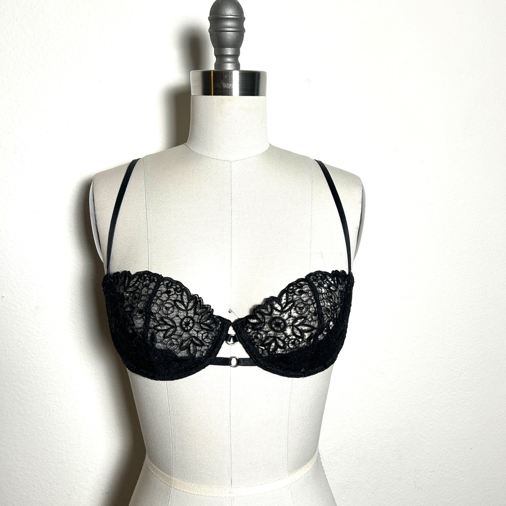 Victoria's Secret Black Floral Lace Underwire Very Sexy Bra Women 36B Y2K Vtg
